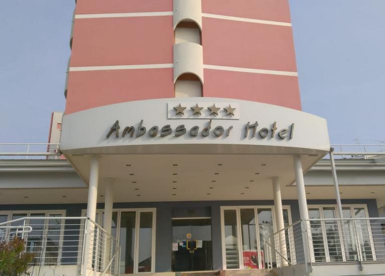Hotel Ambassador Caorle Esterno foto