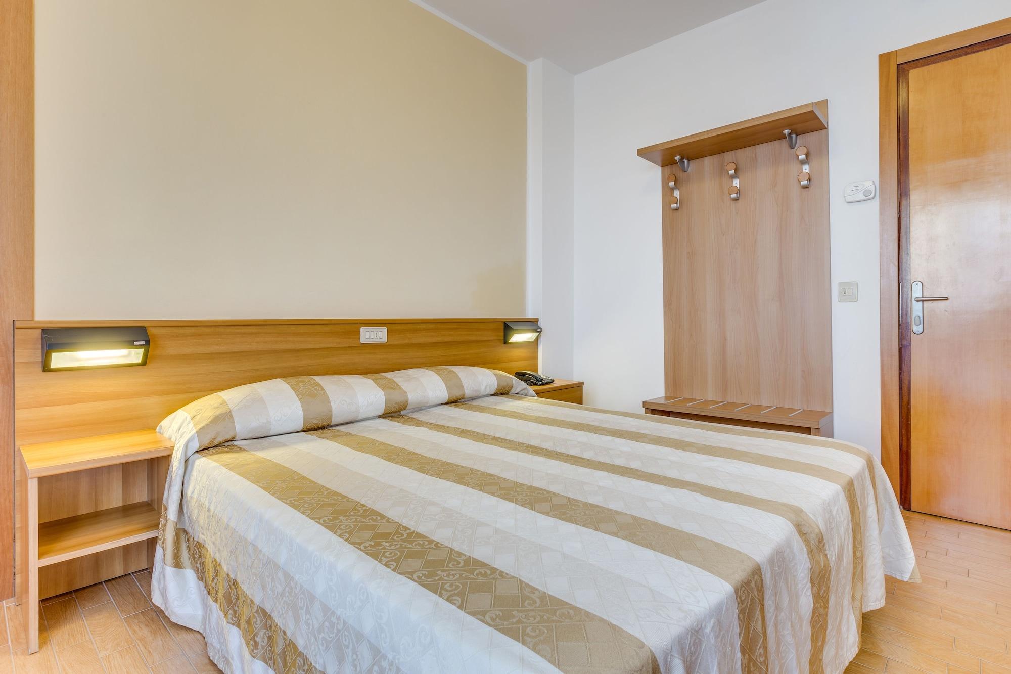 Hotel Ambassador Caorle Esterno foto