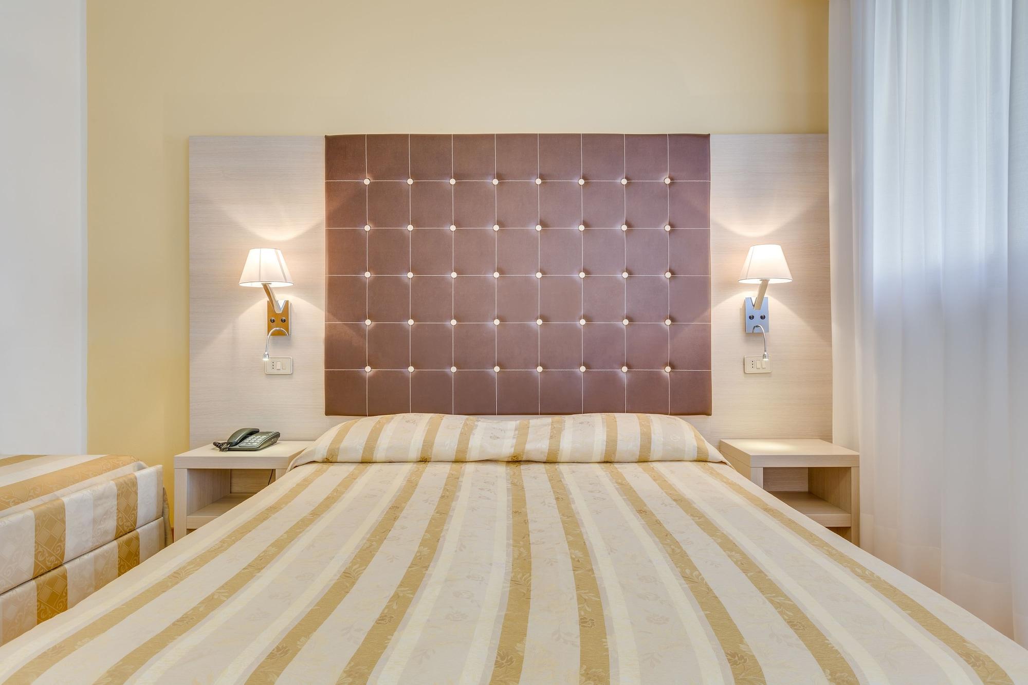 Hotel Ambassador Caorle Esterno foto