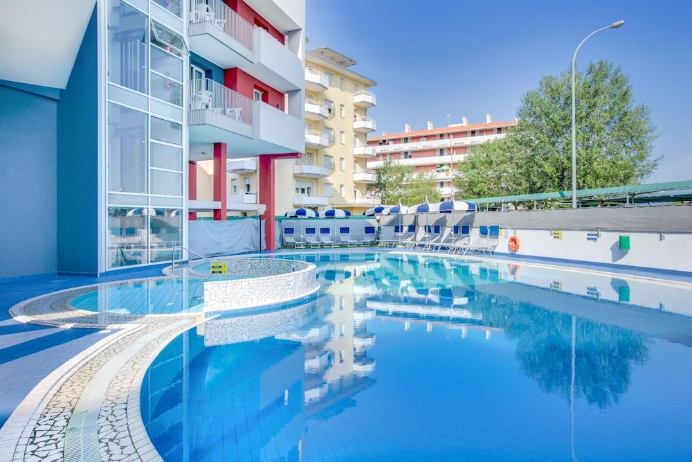 Hotel Ambassador Caorle Esterno foto