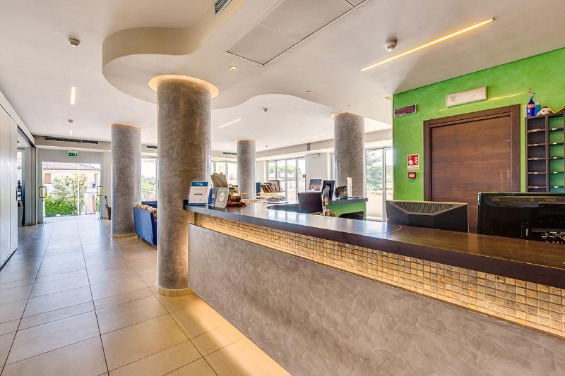 Hotel Ambassador Caorle Esterno foto