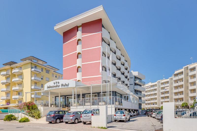 Hotel Ambassador Caorle Esterno foto